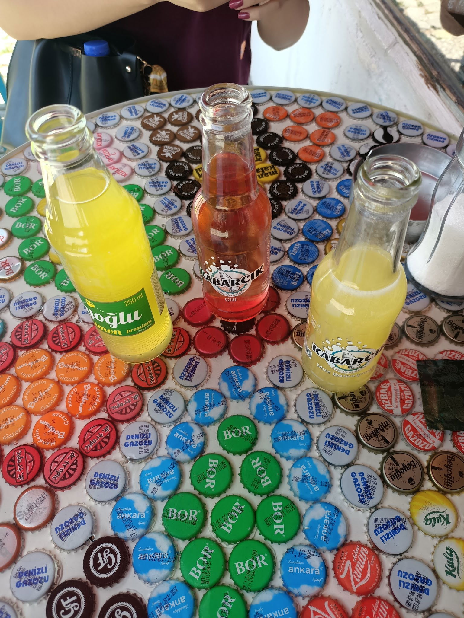 Hangimiz Sevmedik Cafe