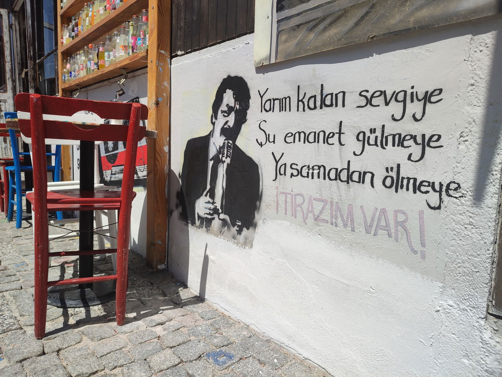 Hangimiz Sevmedik Cafe