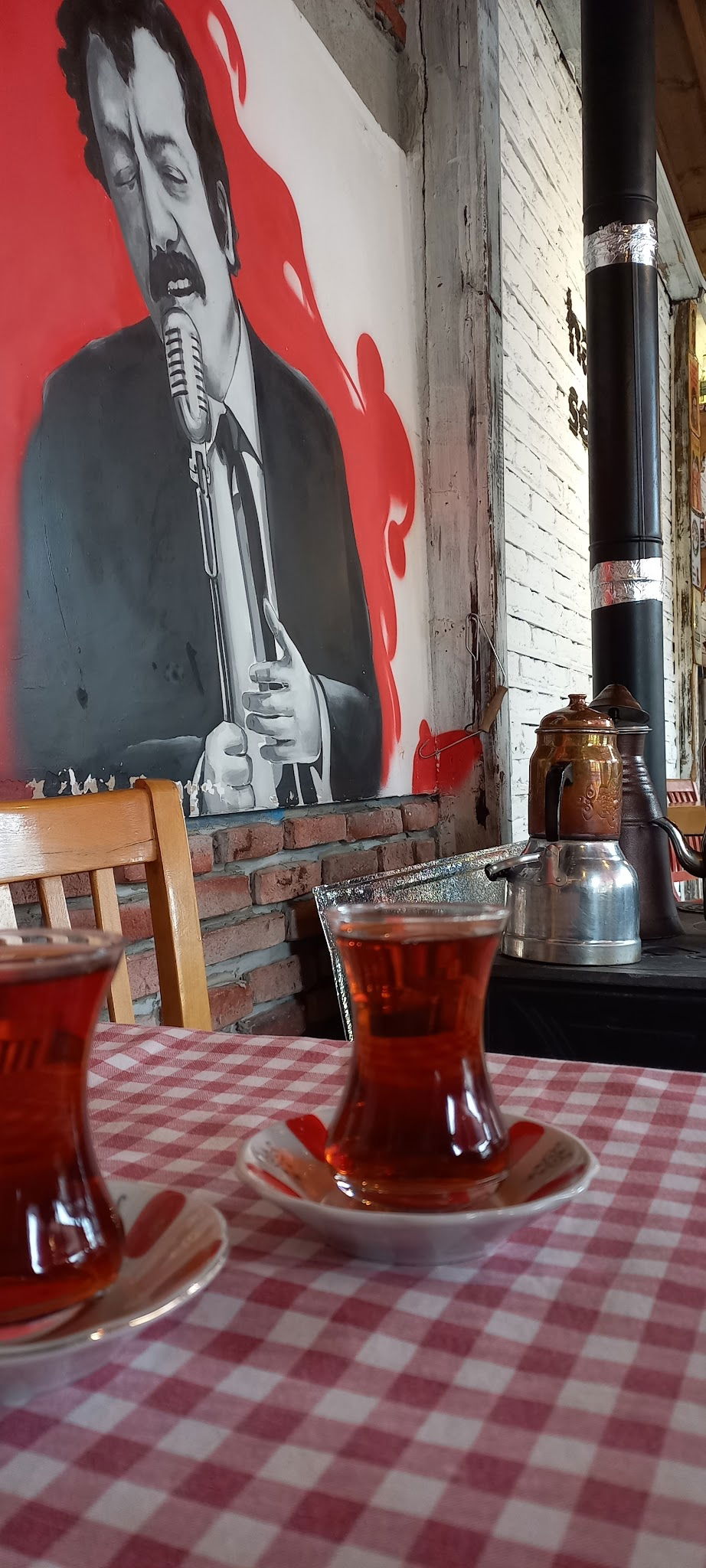 Hangimiz Sevmedik Cafe