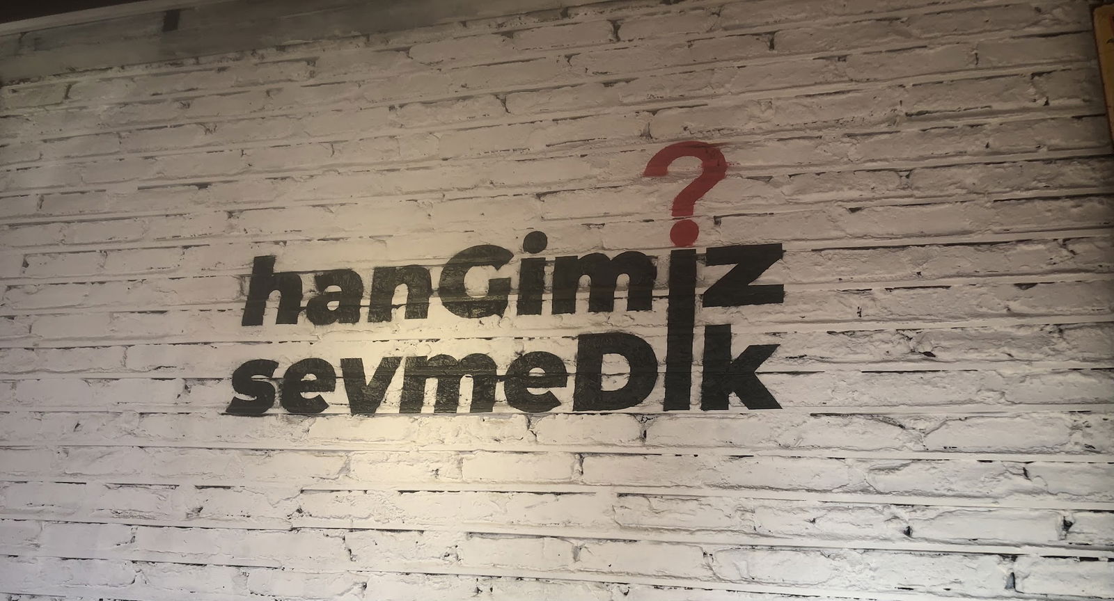 Hangimiz Sevmedik Cafe