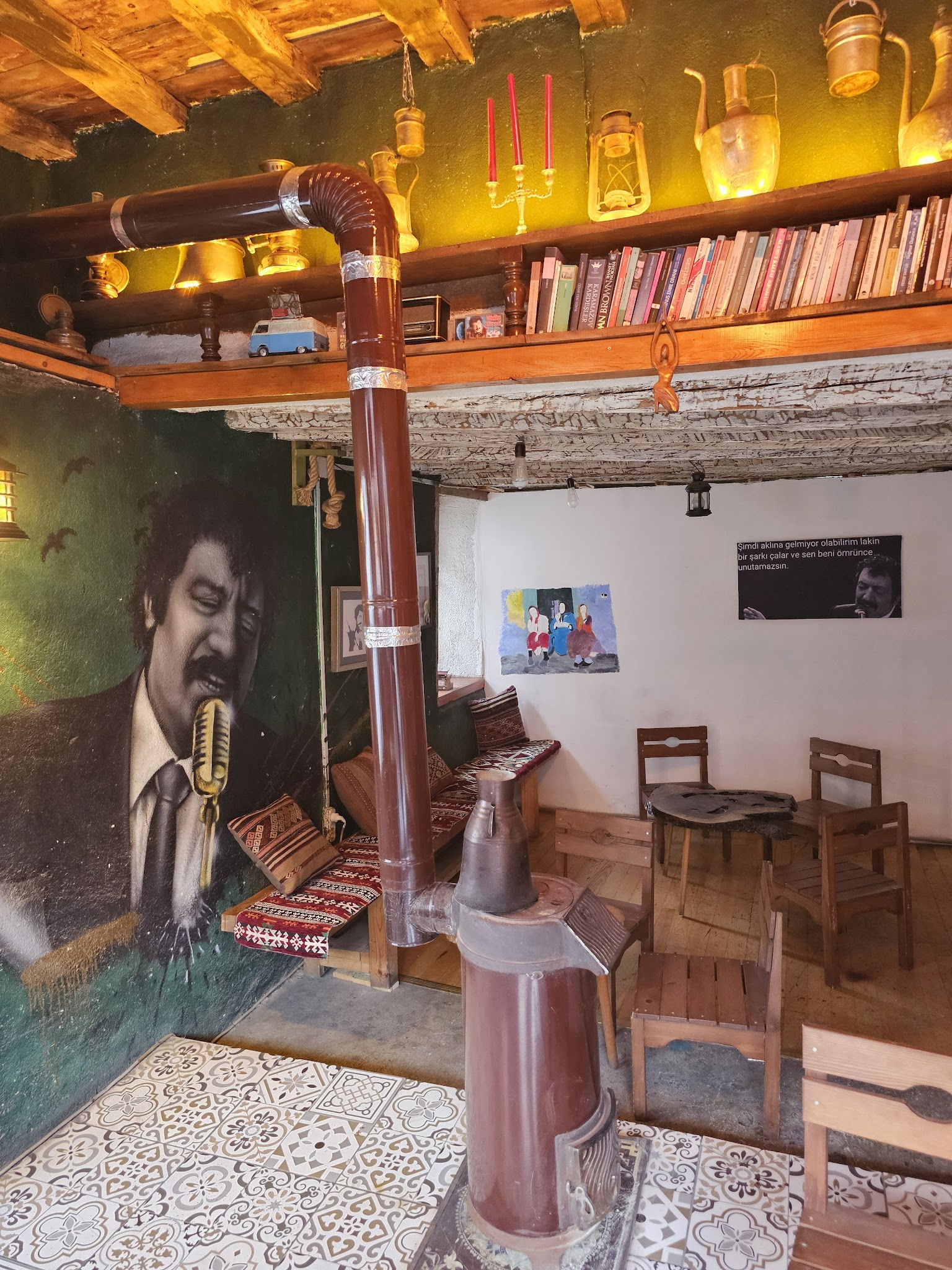 Hangimiz Sevmedik Cafe