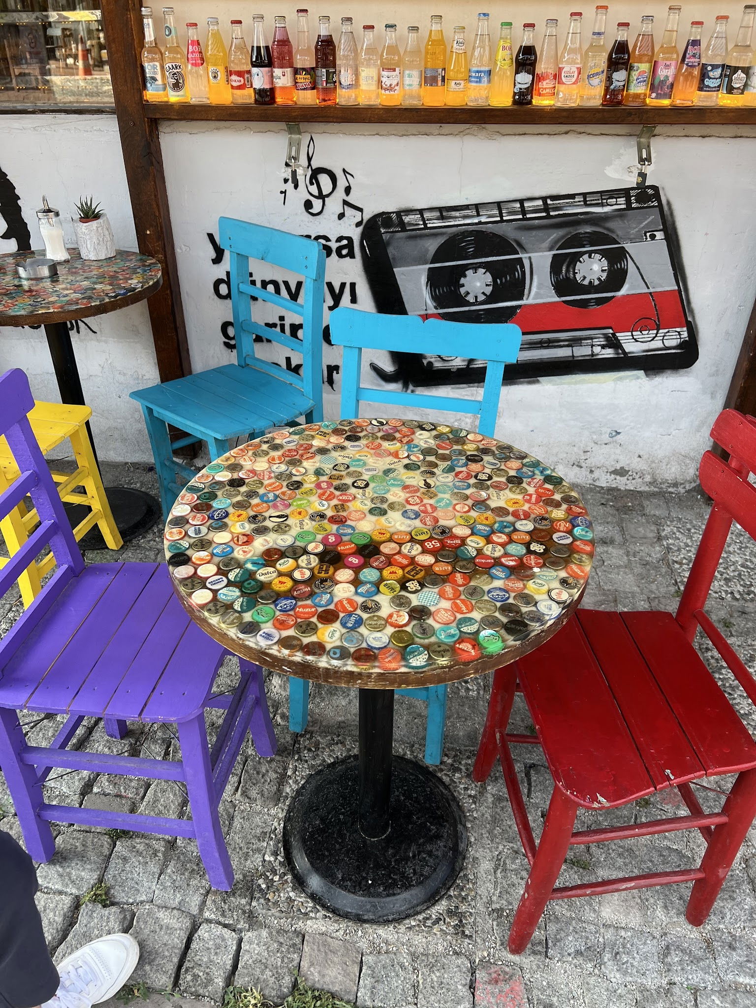 Hangimiz Sevmedik Cafe