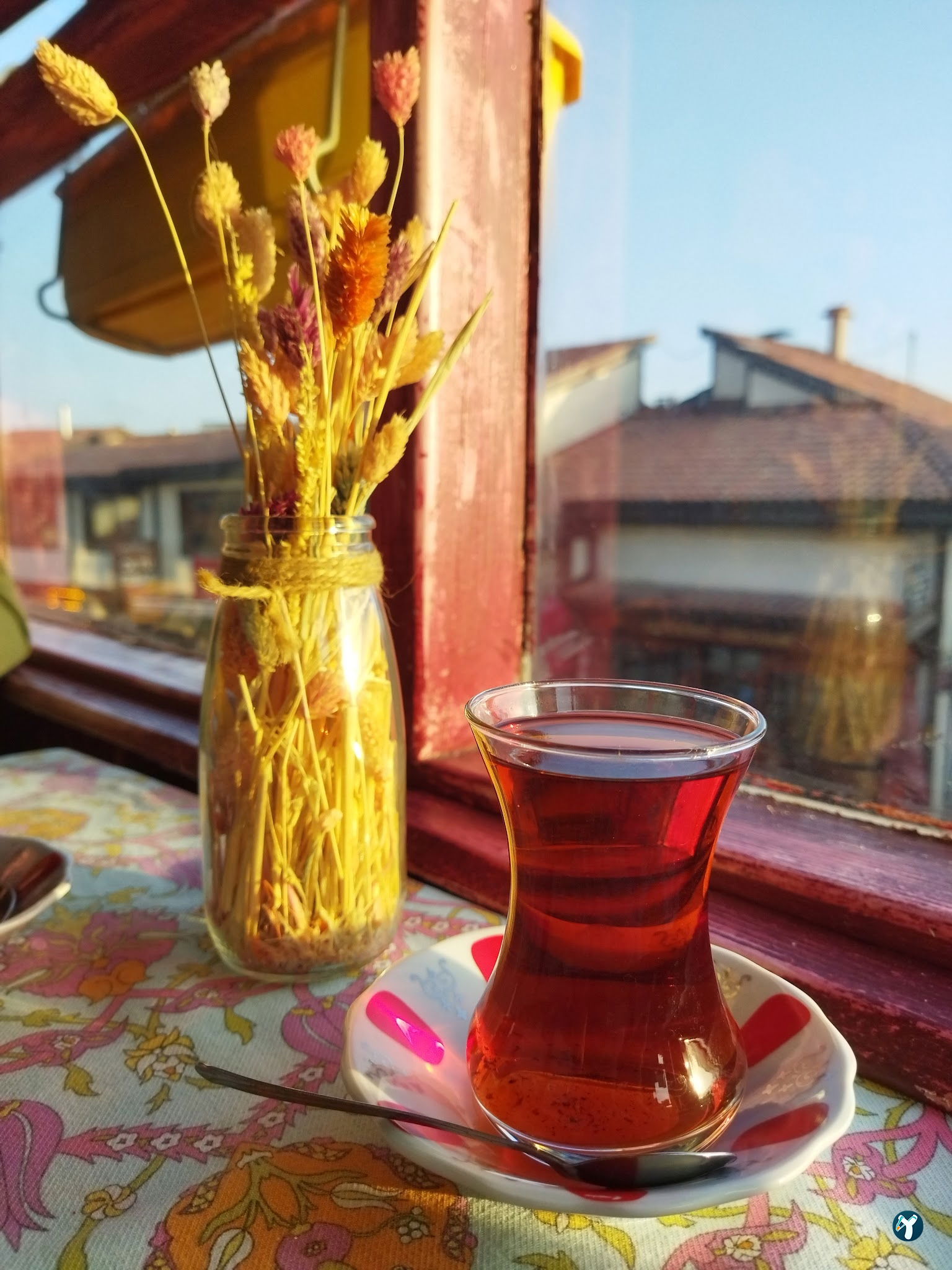 Hangimiz Sevmedik Cafe