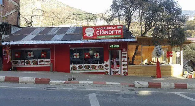 Hacıalioğlu Çiğ Köfte resimleri