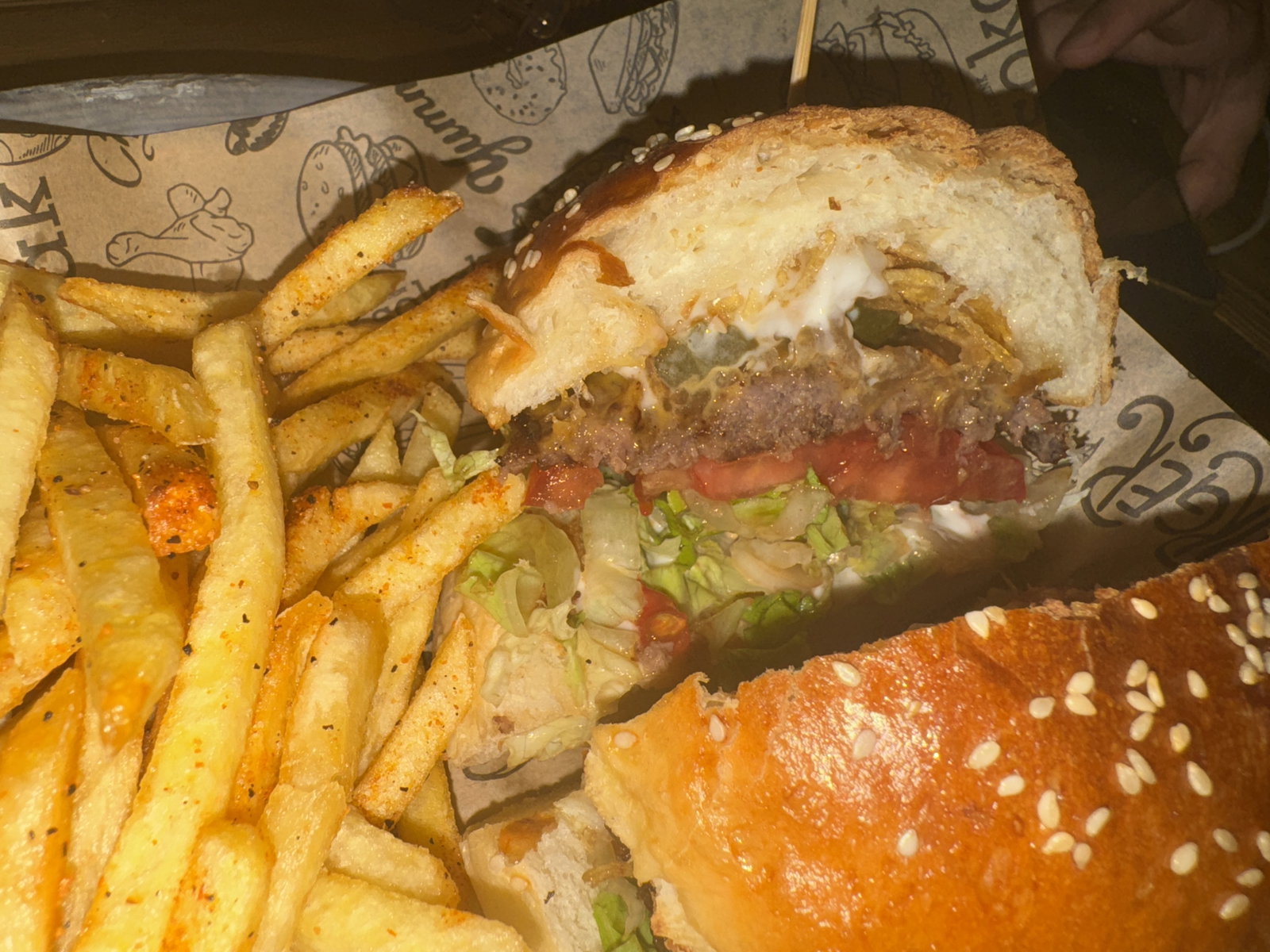 Sokak Eat&Drink (Beşi̇rli̇)