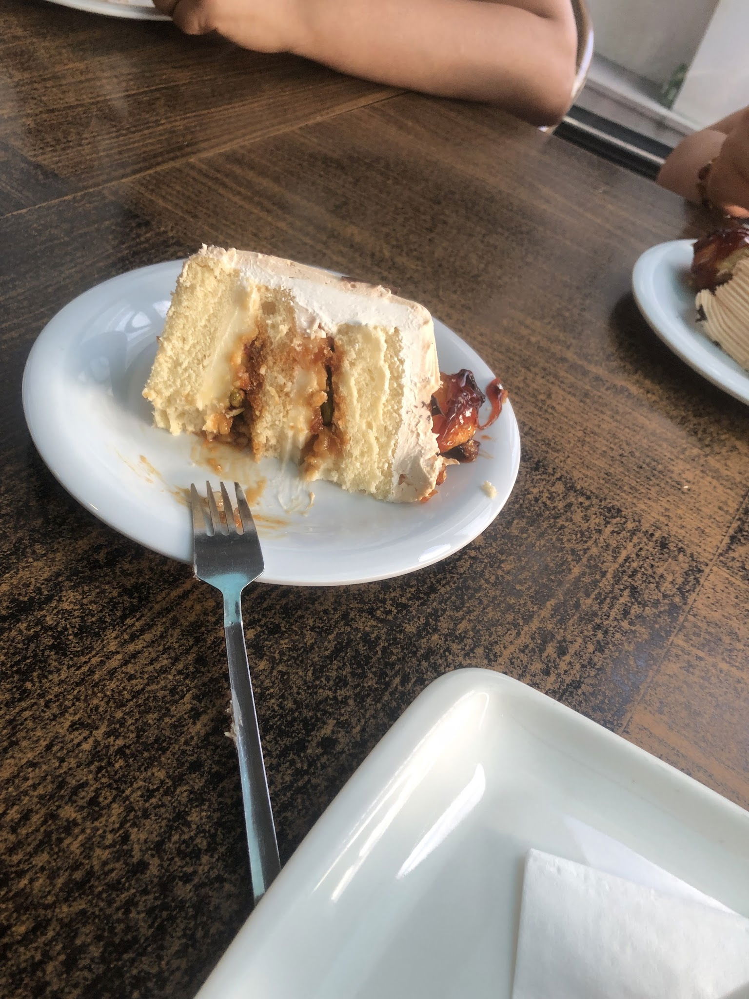 Maya Pastanesi Yenimahalle