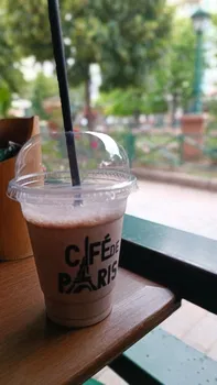 Cafe De Paris resimleri
