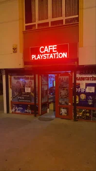 Maraton Playstation Cafe resimleri