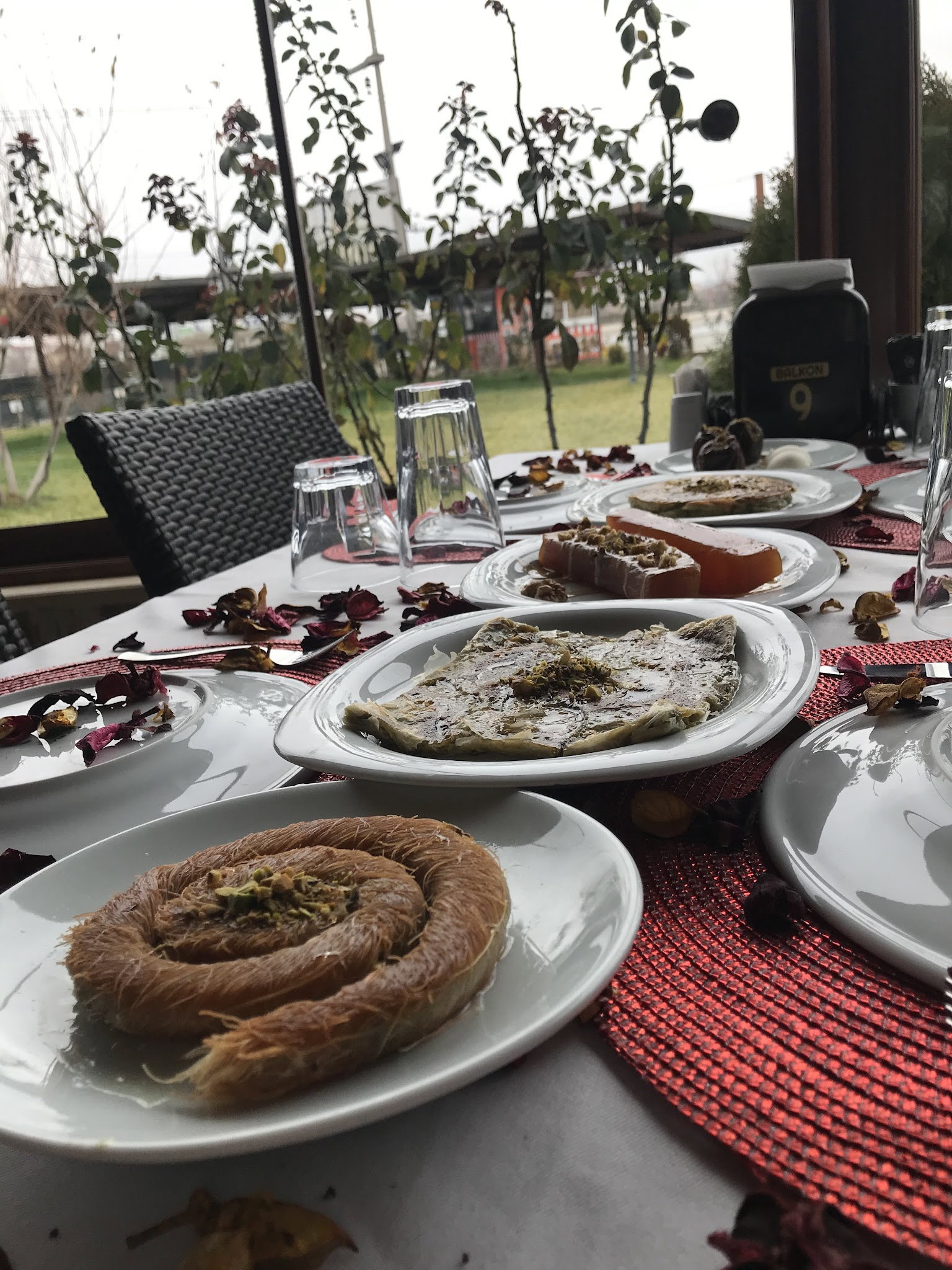 Canbazoğlu Et Mangal Kahvaltı