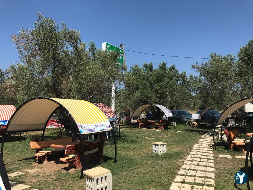Zeytin Altı Kır Bahçesi