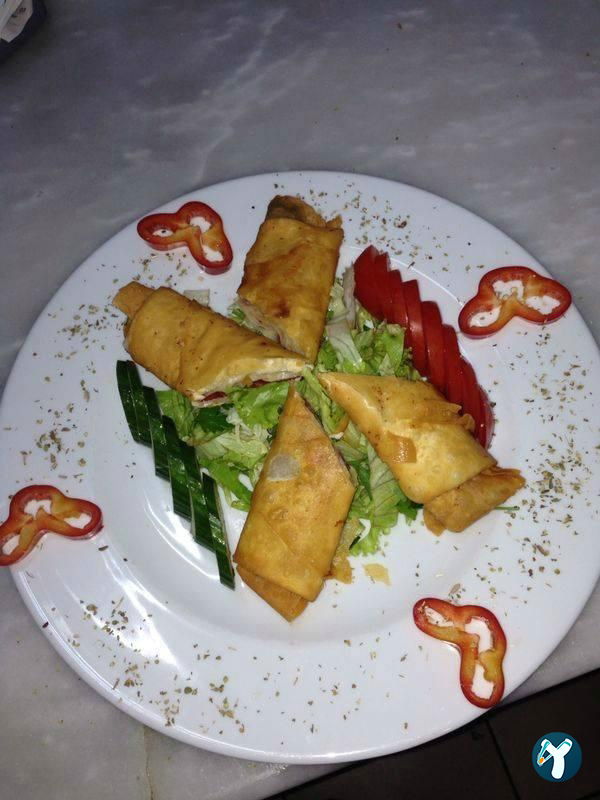 Lost Cafe & Restaurant