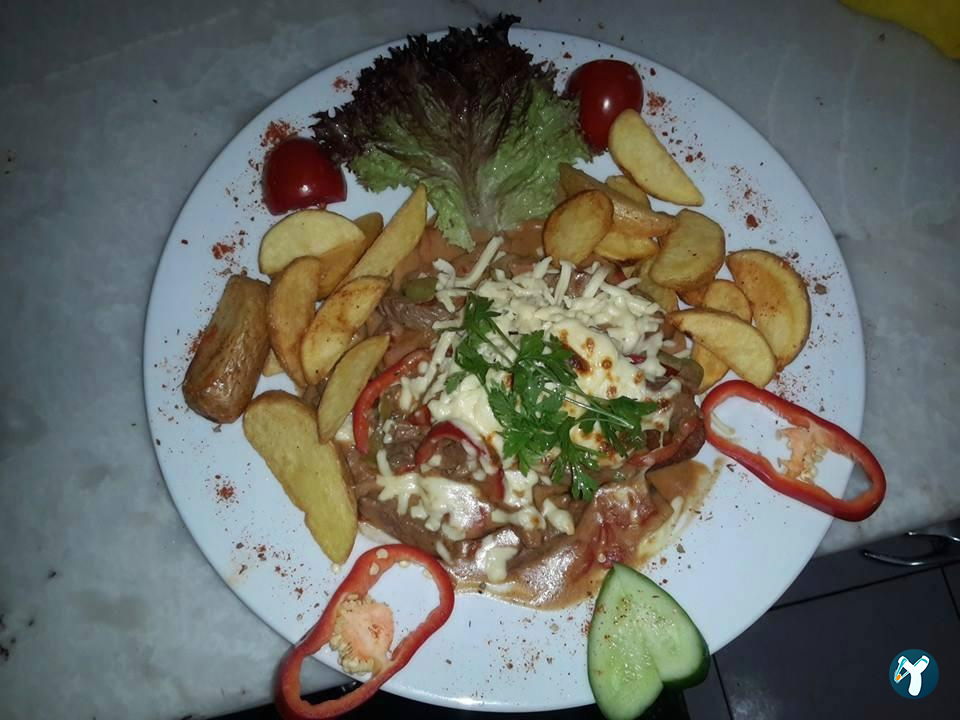 Lost Cafe & Restaurant