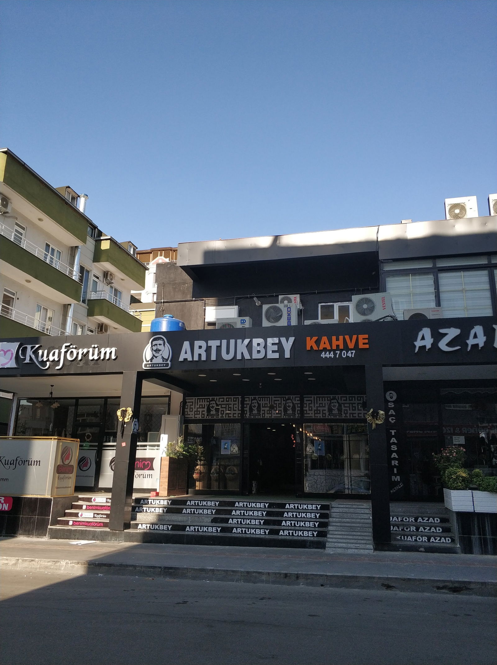 Artukbey Cafe