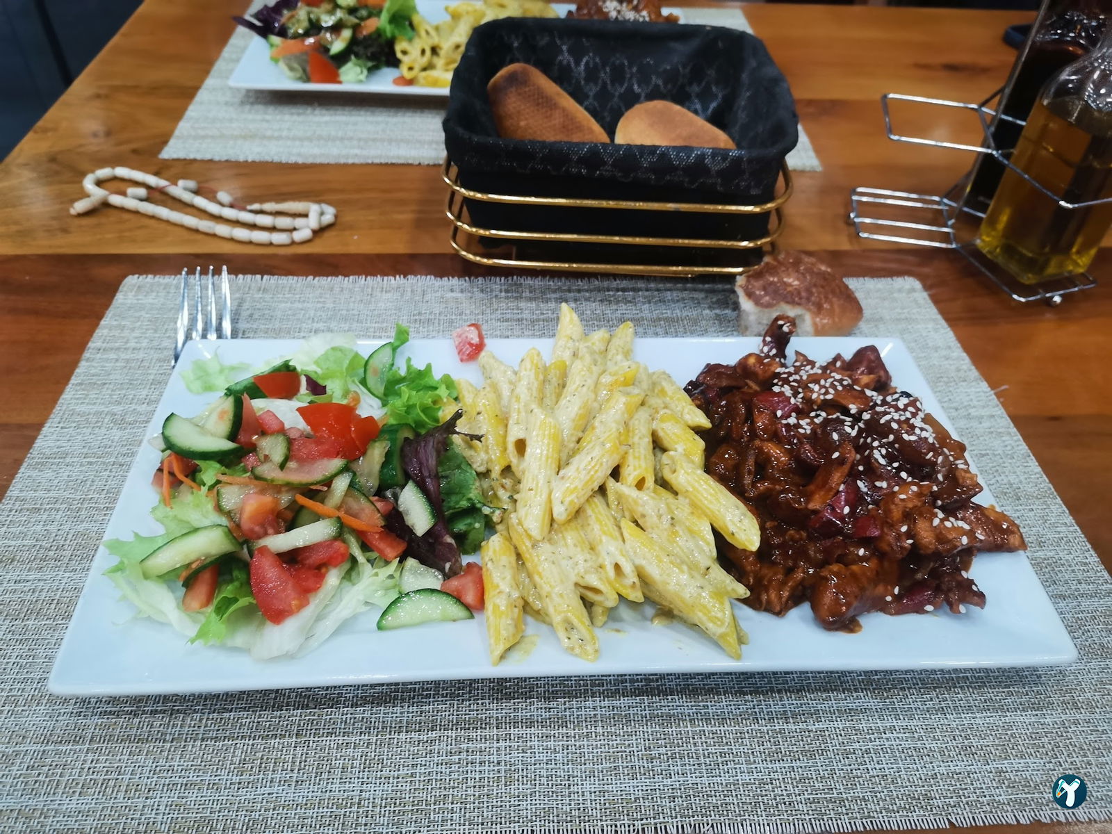 Mirandus Cafe & Restaurant