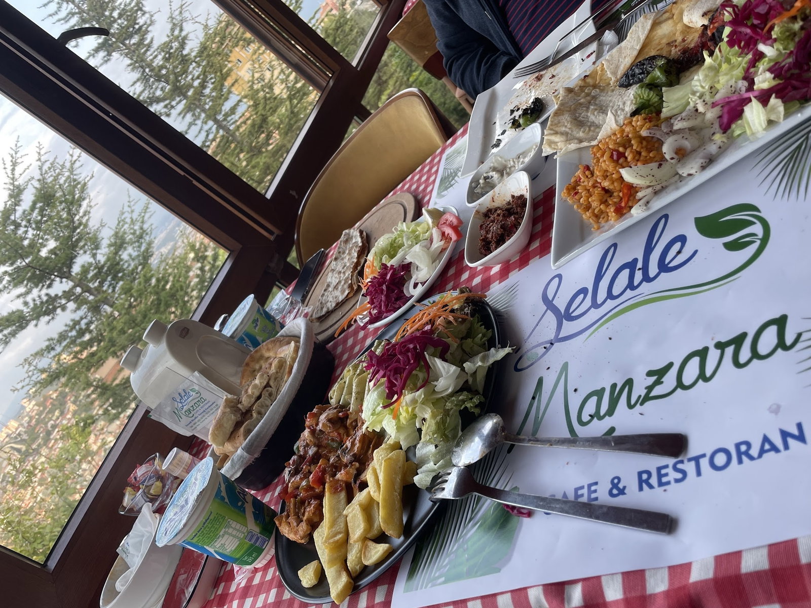 Şelale Manzara Cafe Restaurant