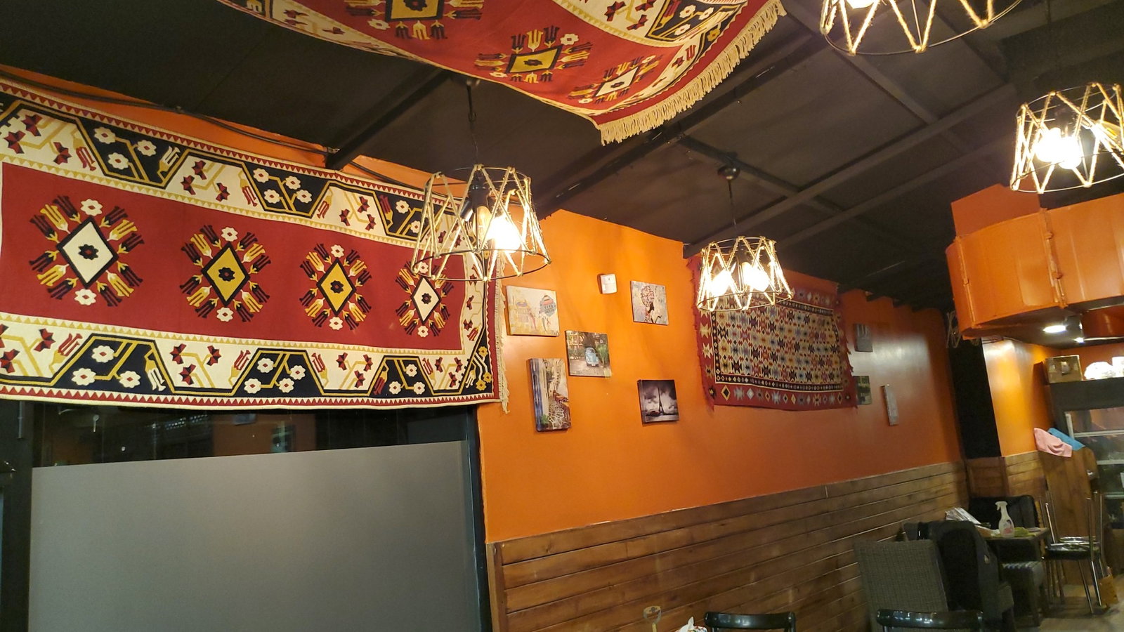 Bab Touma Restaurant