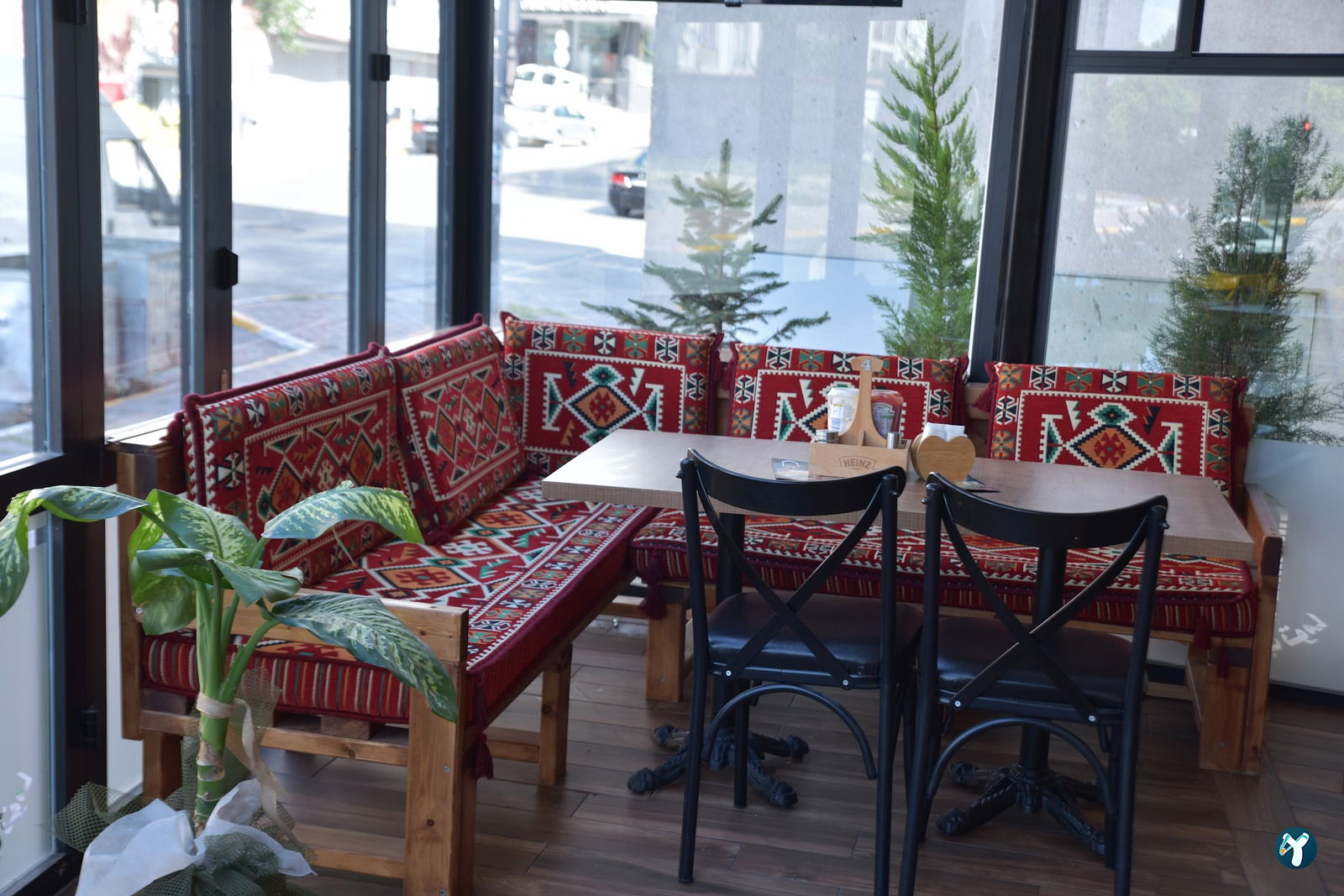 Bab Touma Restaurant