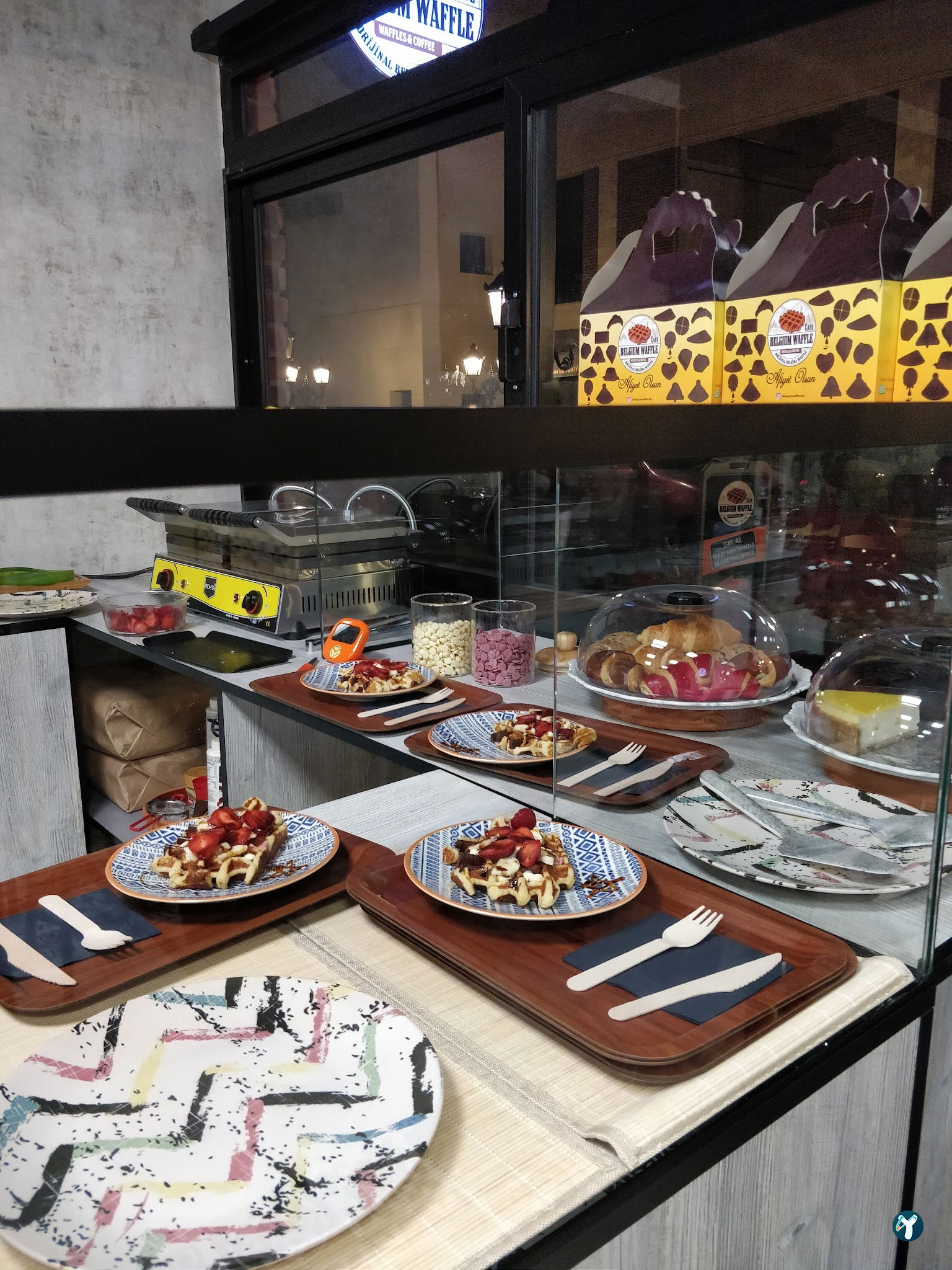 Belgium Waffle Cafe