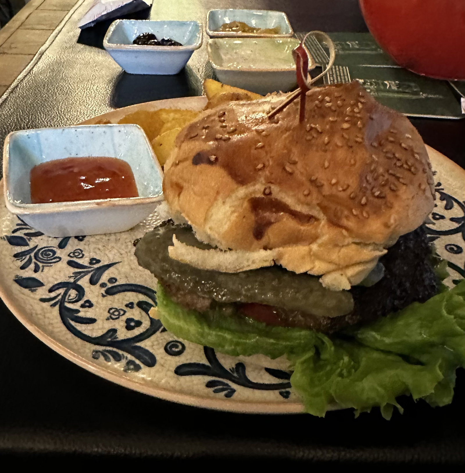 Fox Lounge Pub