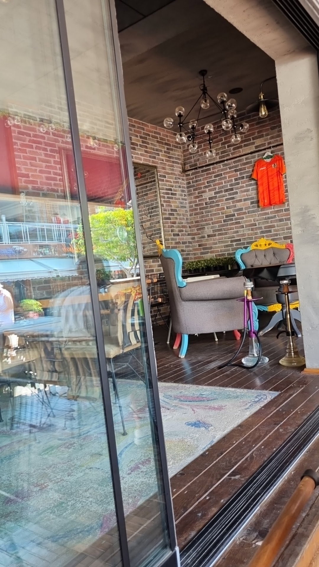 Fox Lounge Pub