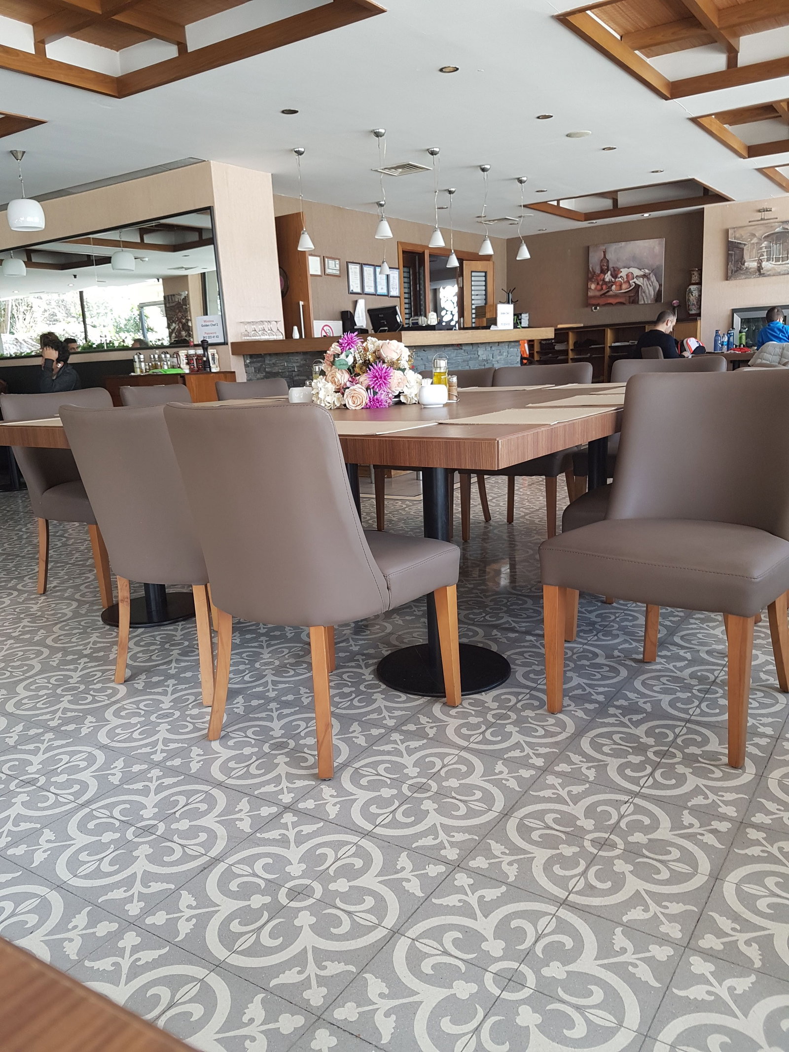 Golden Chef Cafe Restaurant