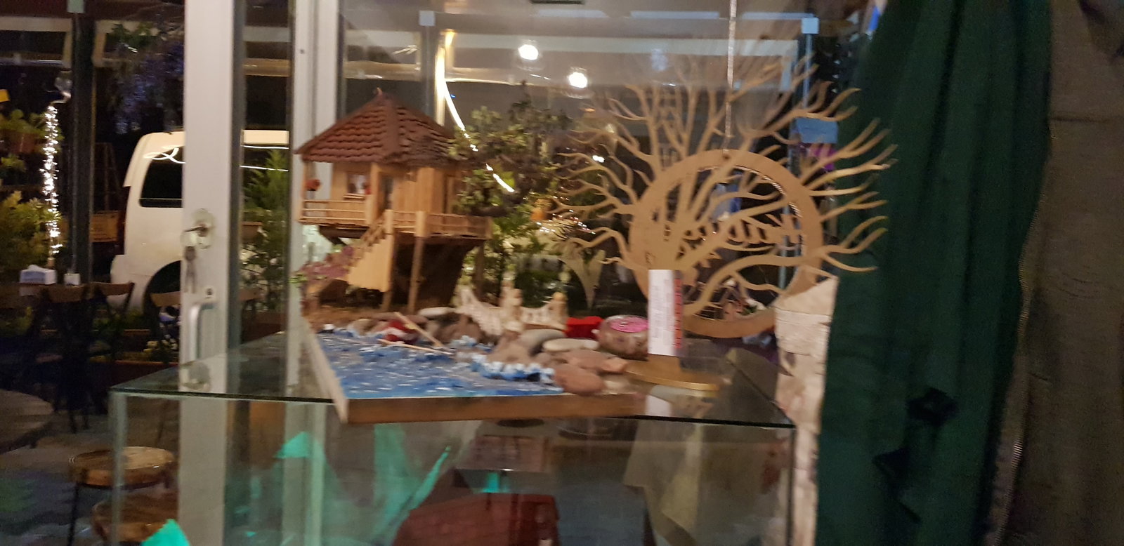 Kulübe 462 Cafe & Restaurant Zeynep Çakicibal