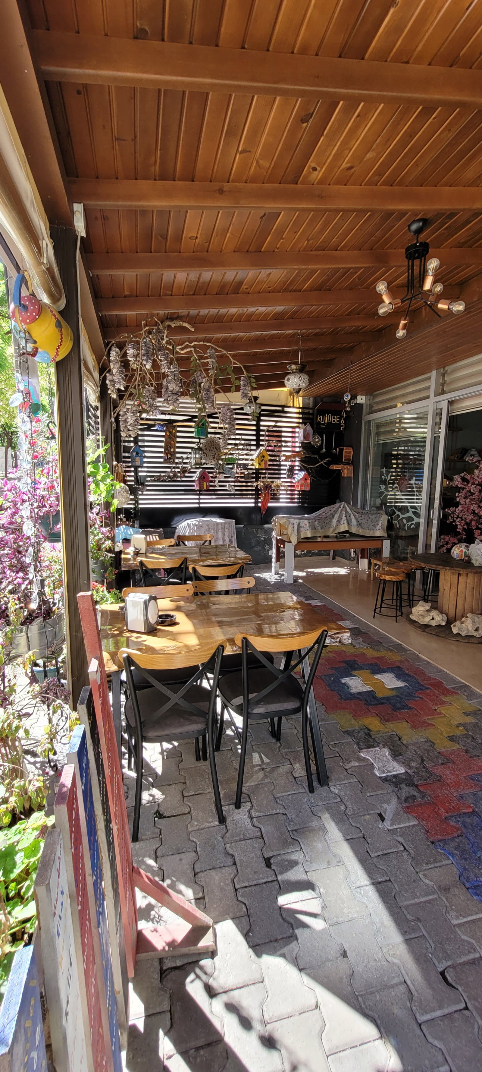 Kulübe 462 Cafe & Restaurant Zeynep Çakicibal