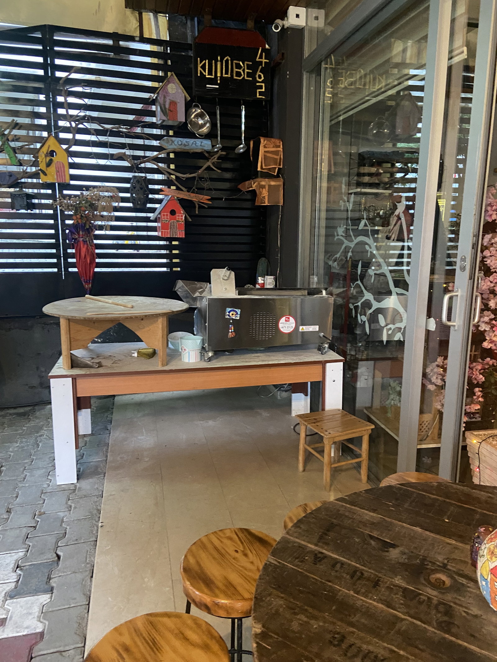 Kulübe 462 Cafe & Restaurant Zeynep Çakicibal