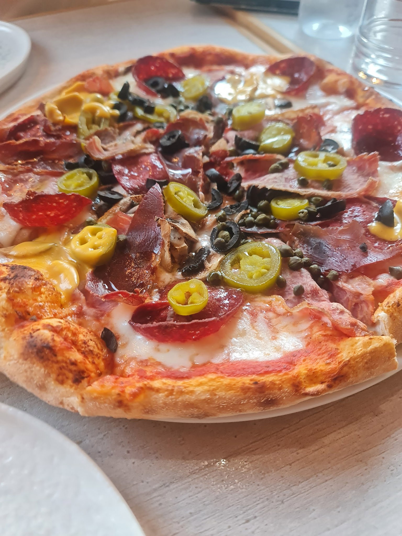 Ocho Pi̇zza