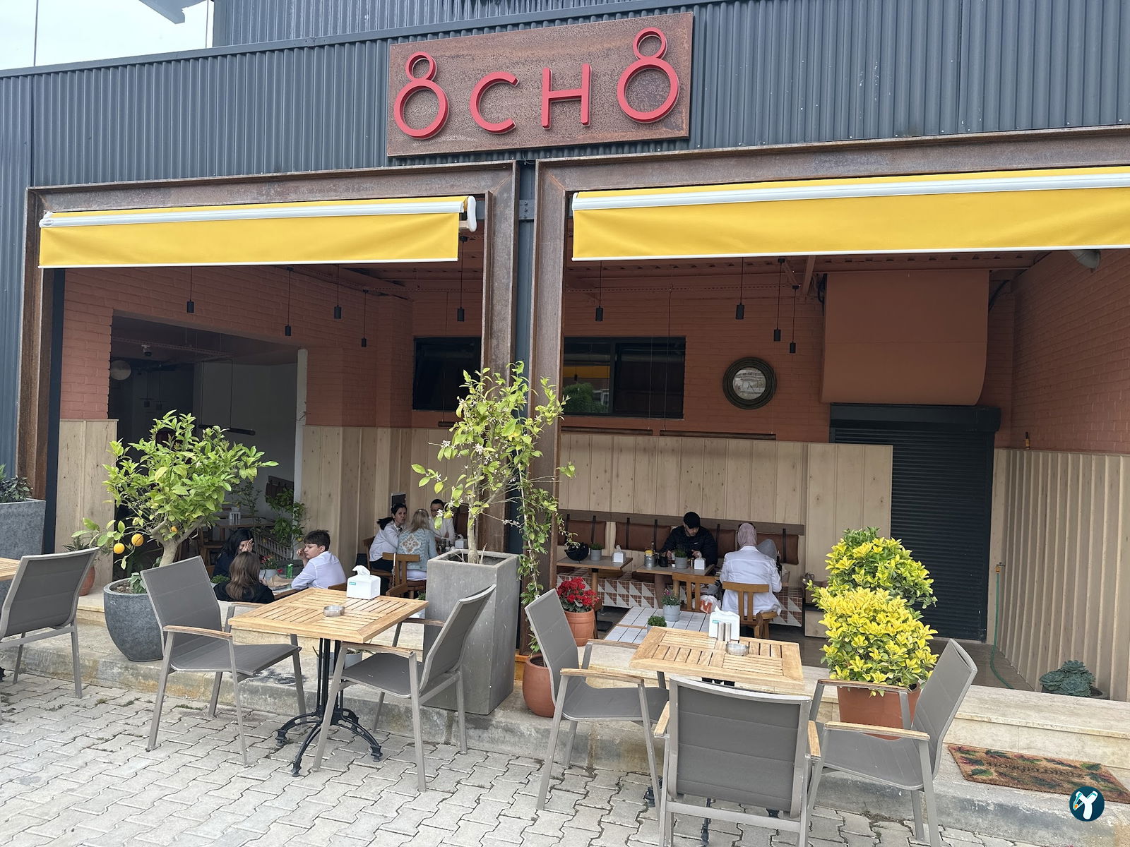Ocho Pi̇zza