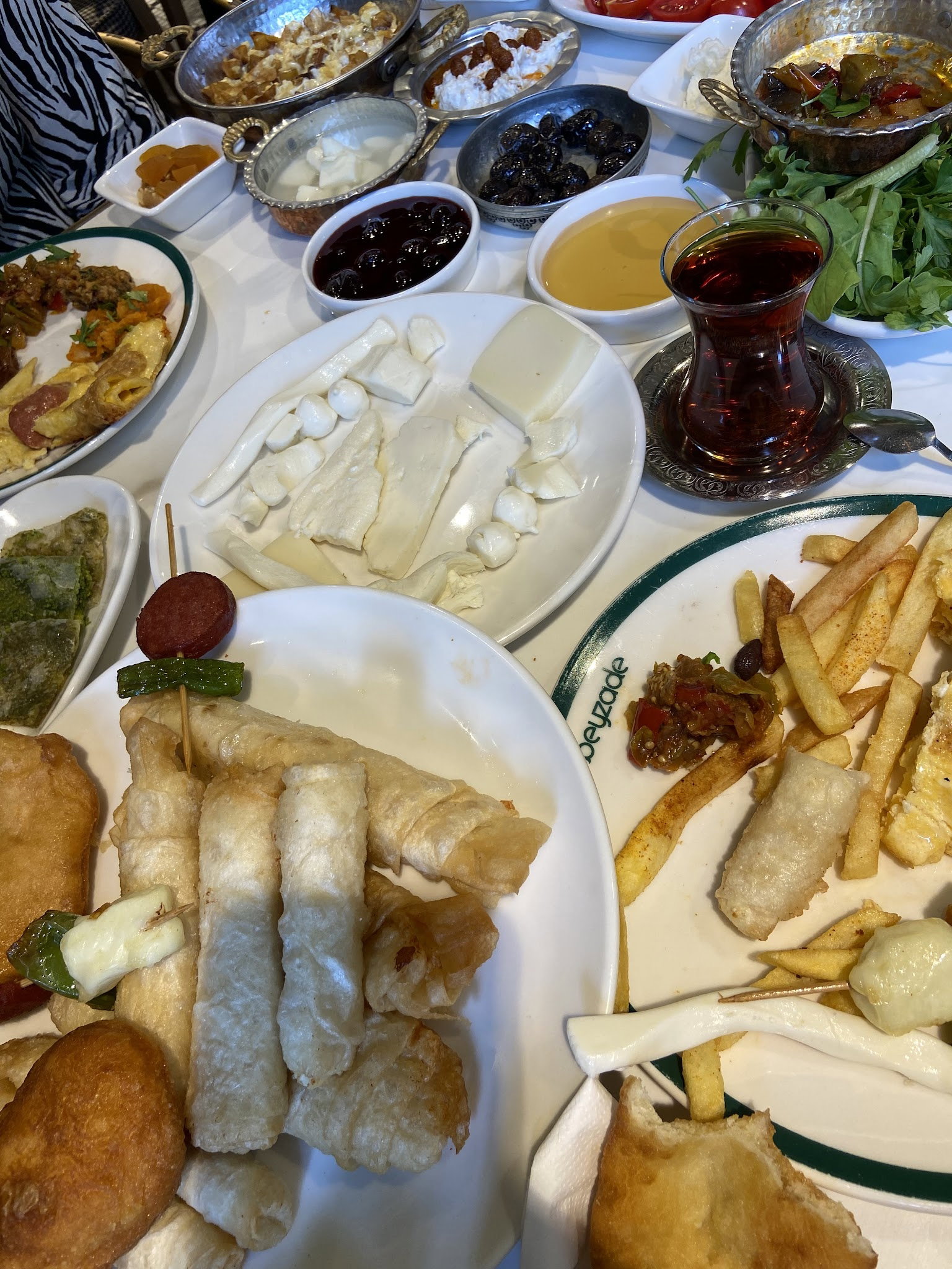Beyzade Künefe Kahvaltı & Beylikdüzü