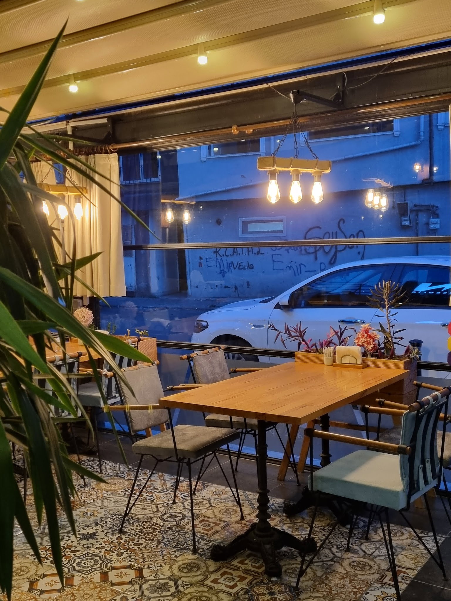 Han Cafe