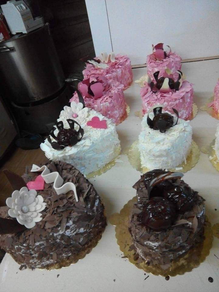 Sultan Pastanesi̇ Unlu Mamüller