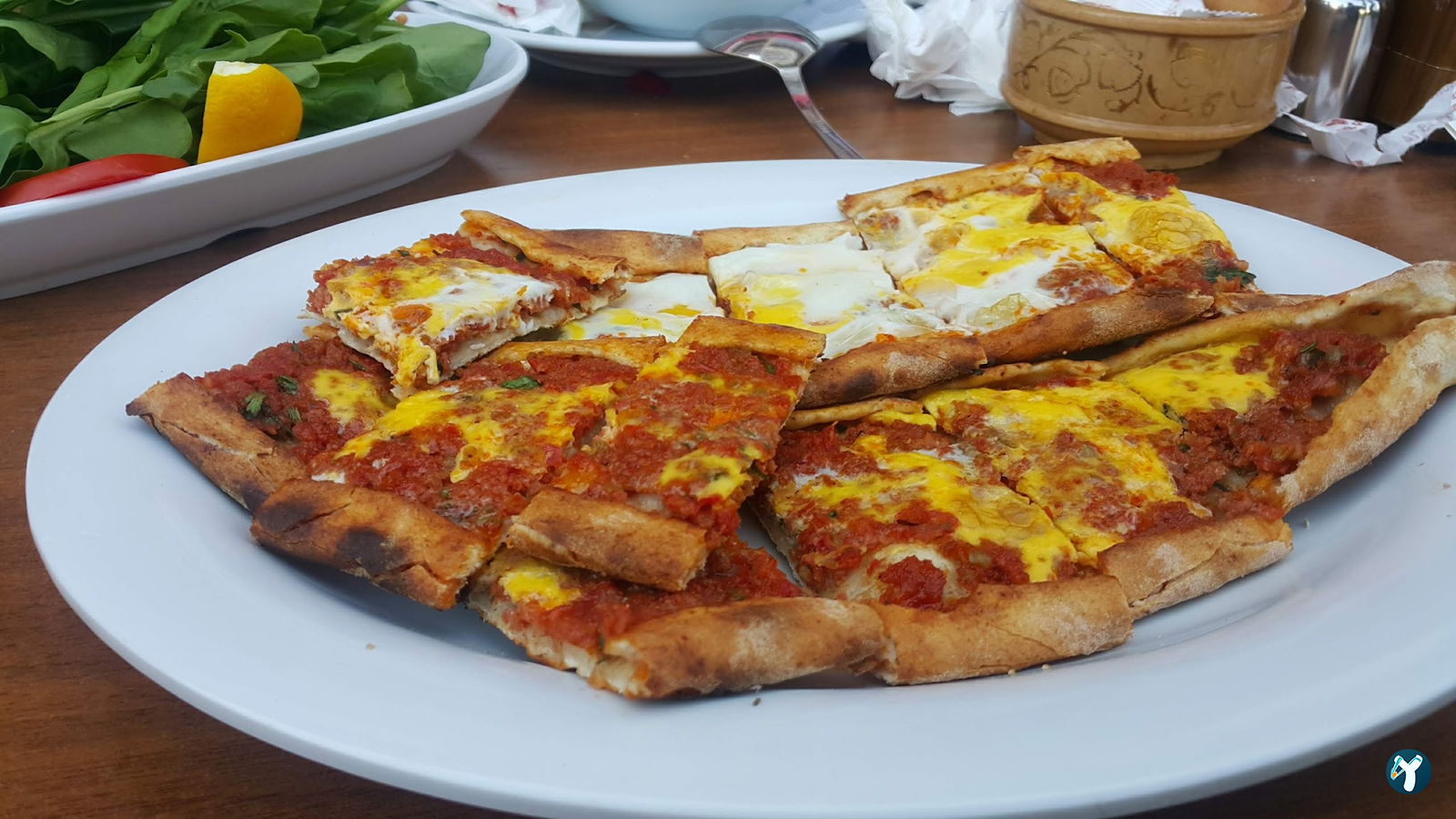 Gönül Çorba Pide