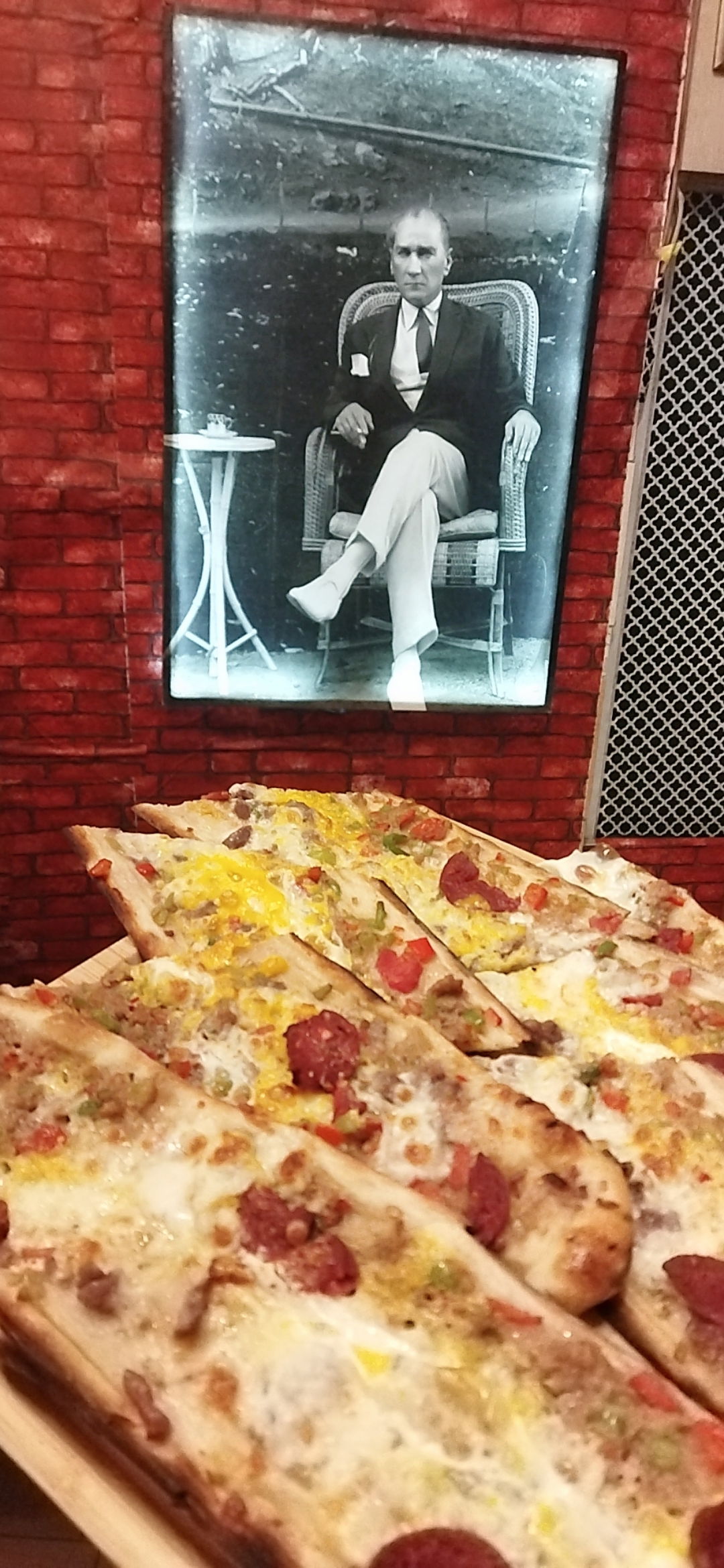 Yakuboğlu Pide&Pizza