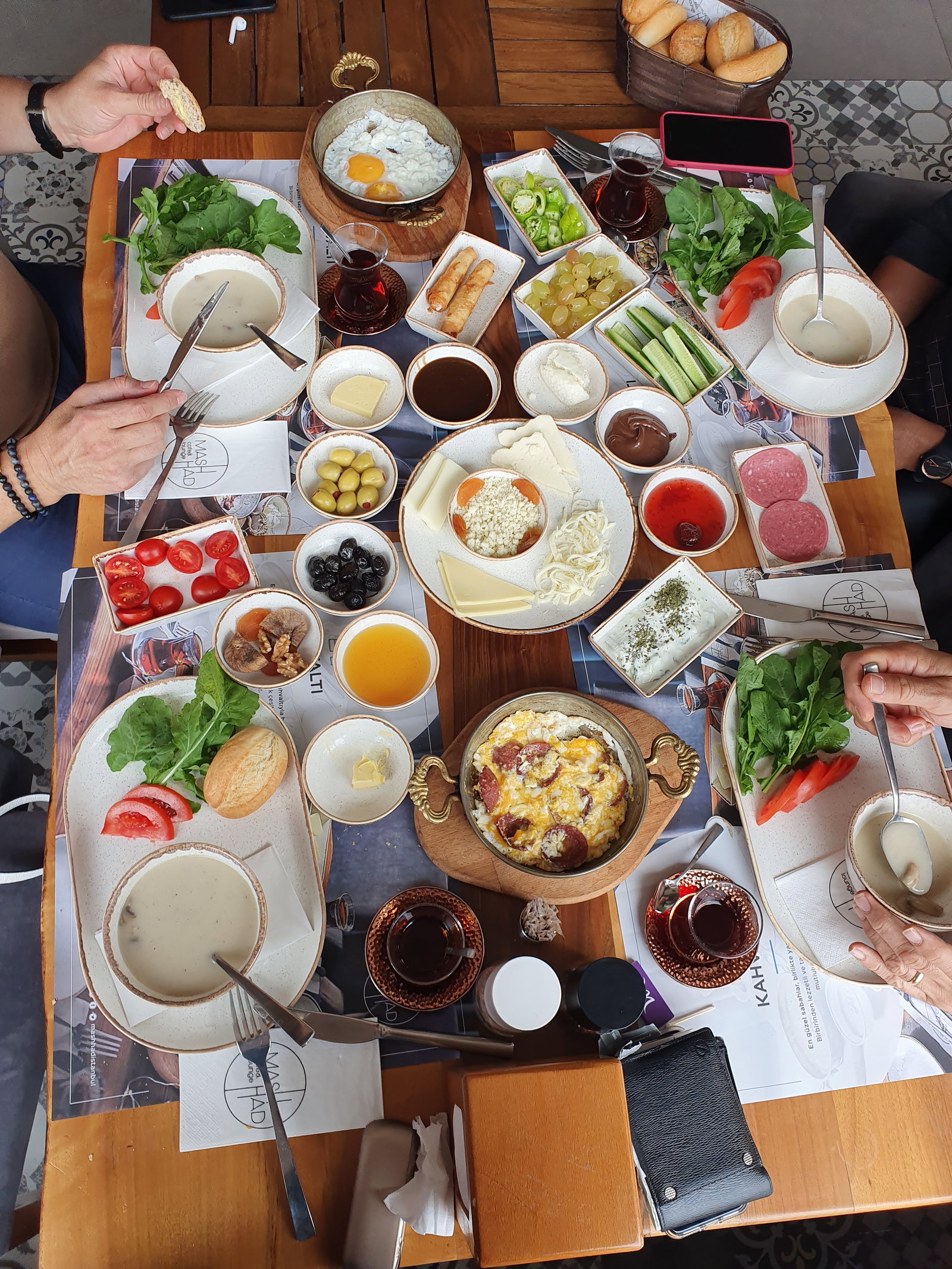 Mashhad İStanbul Cafe & Lounge
