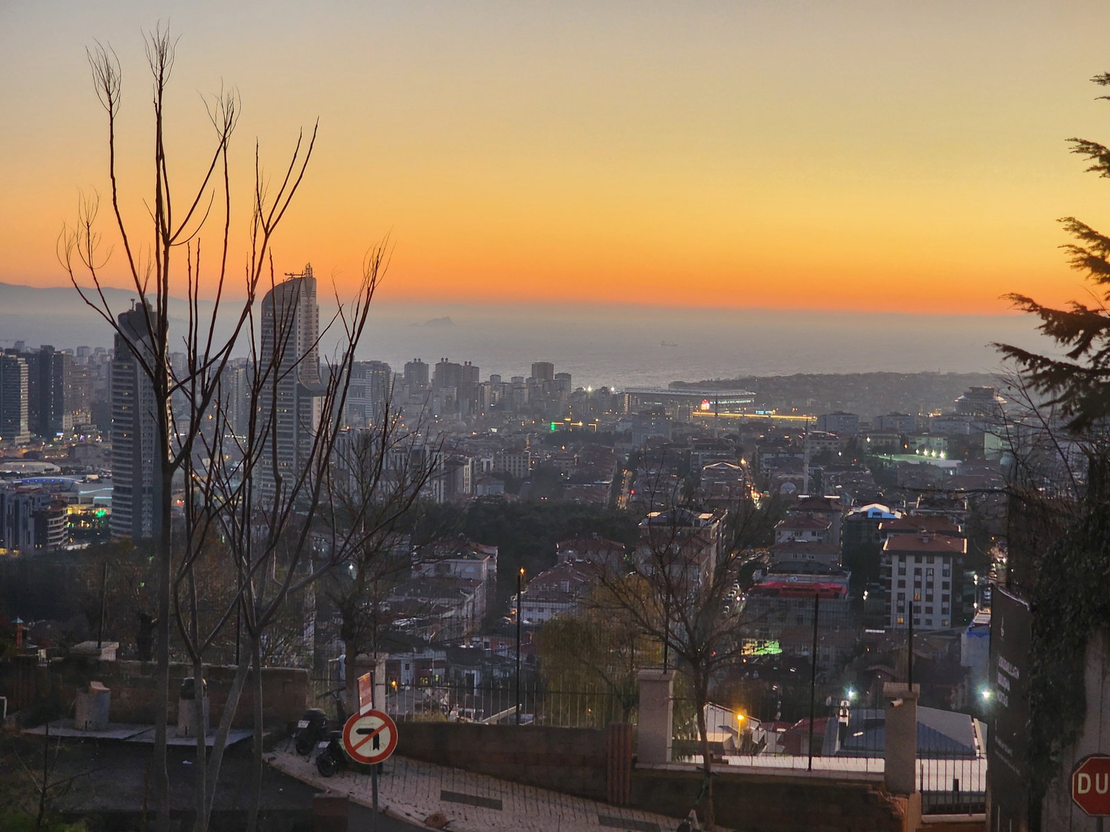 Mashhad İStanbul Cafe & Lounge