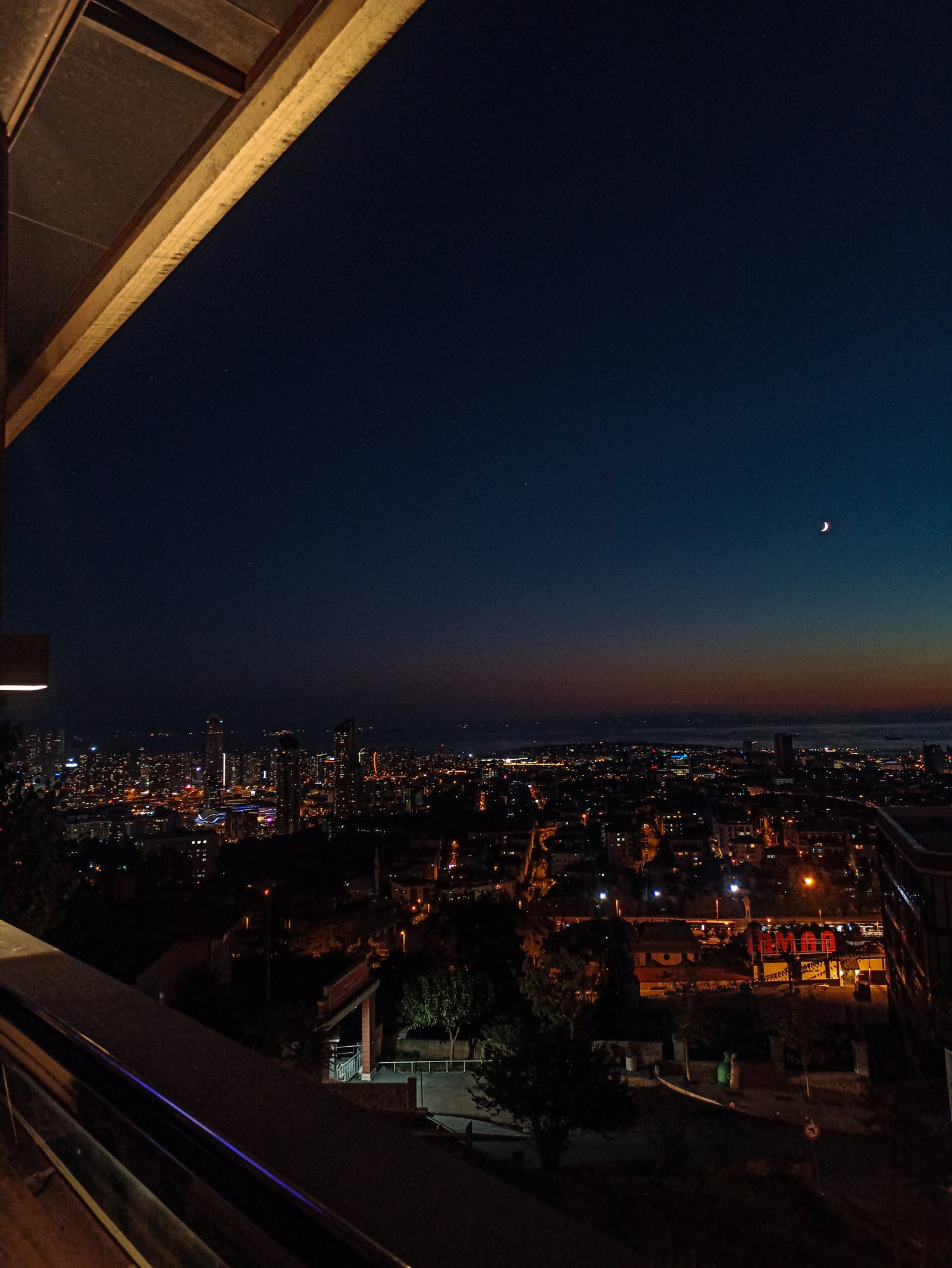 Mashhad İStanbul Cafe & Lounge