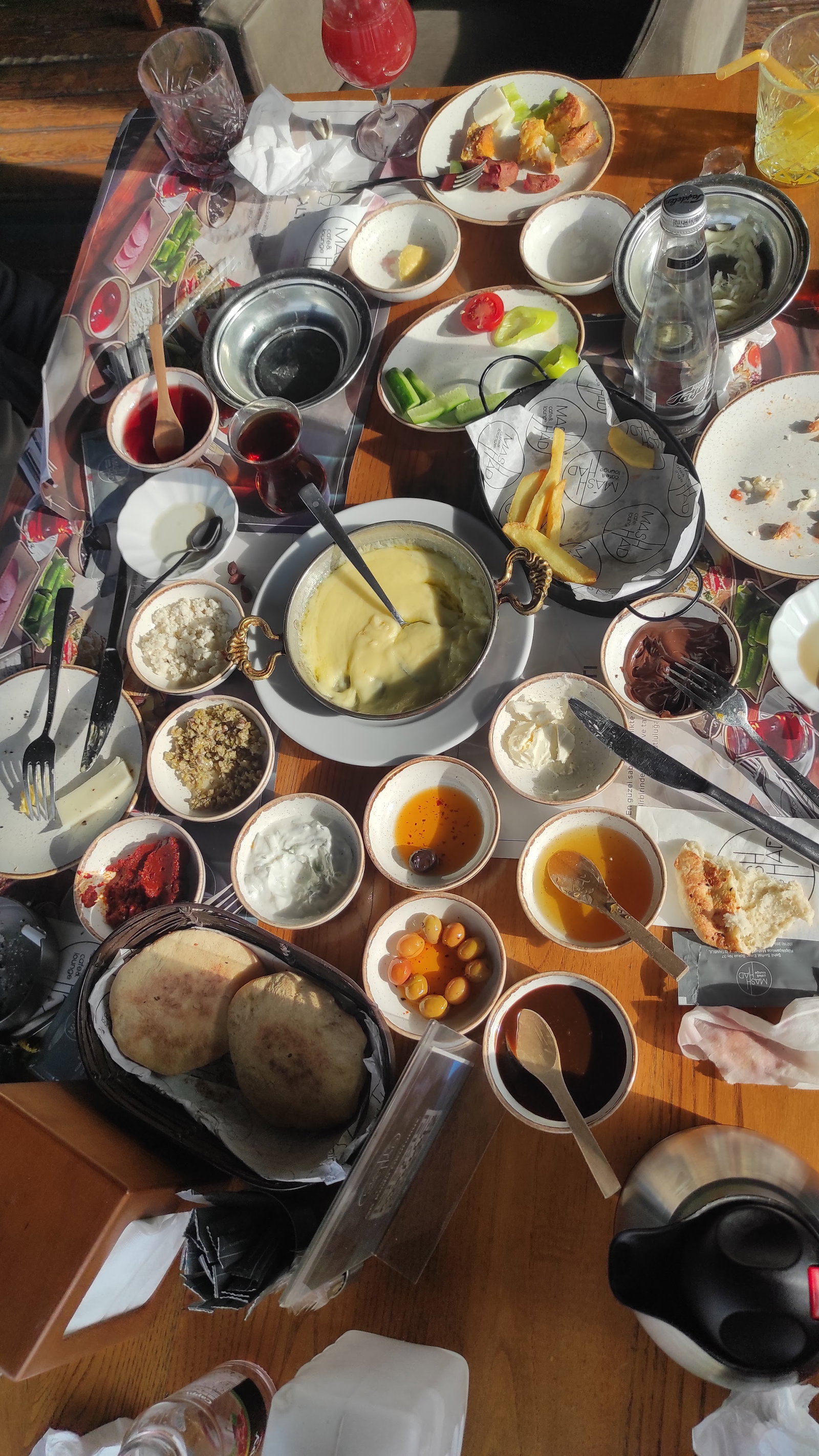 Mashhad İStanbul Cafe & Lounge