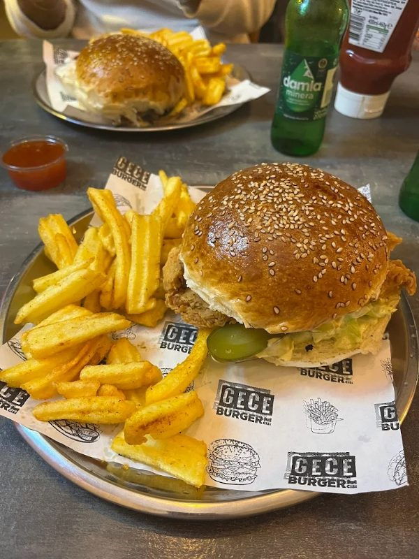 GECE BURGERcisi