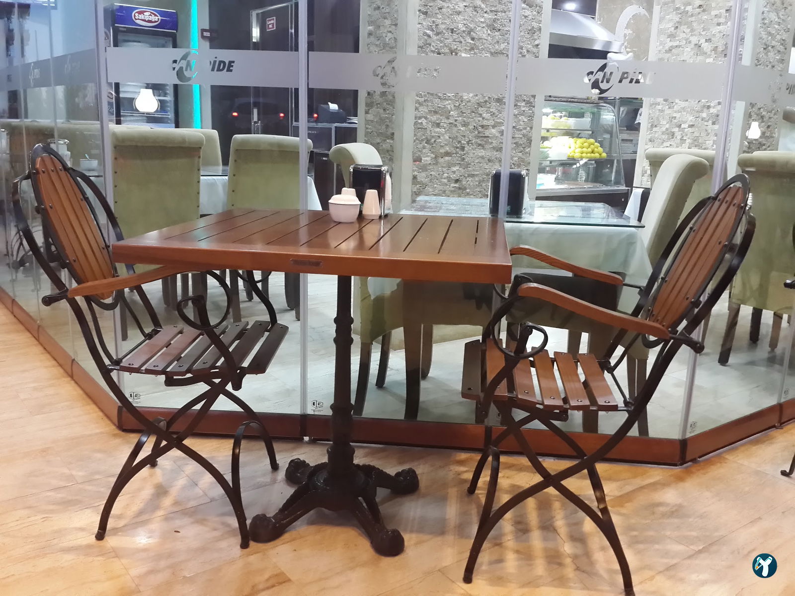 Can Pide Kebap Döner Salonu