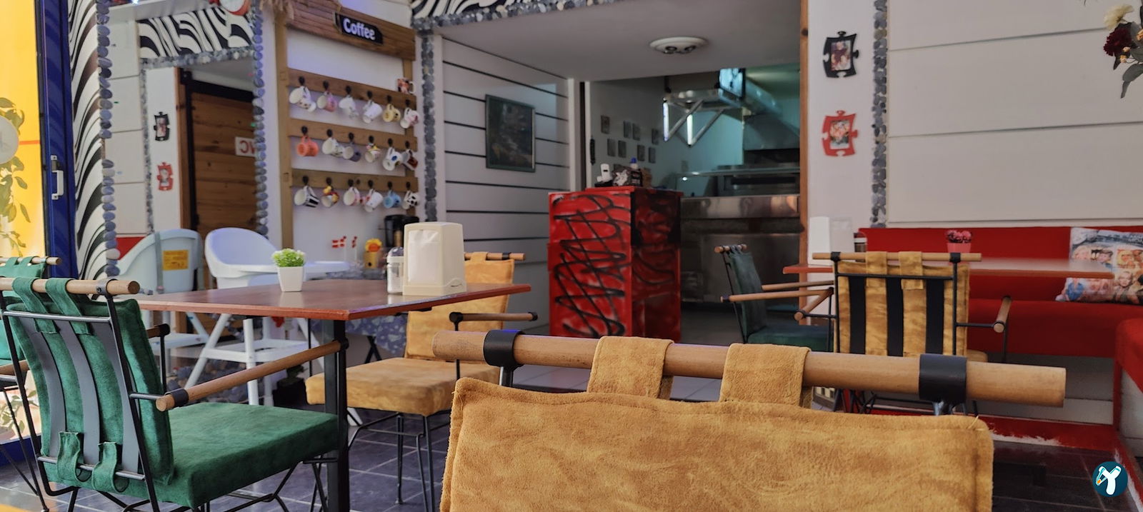 Pi̇zza Cafe 42