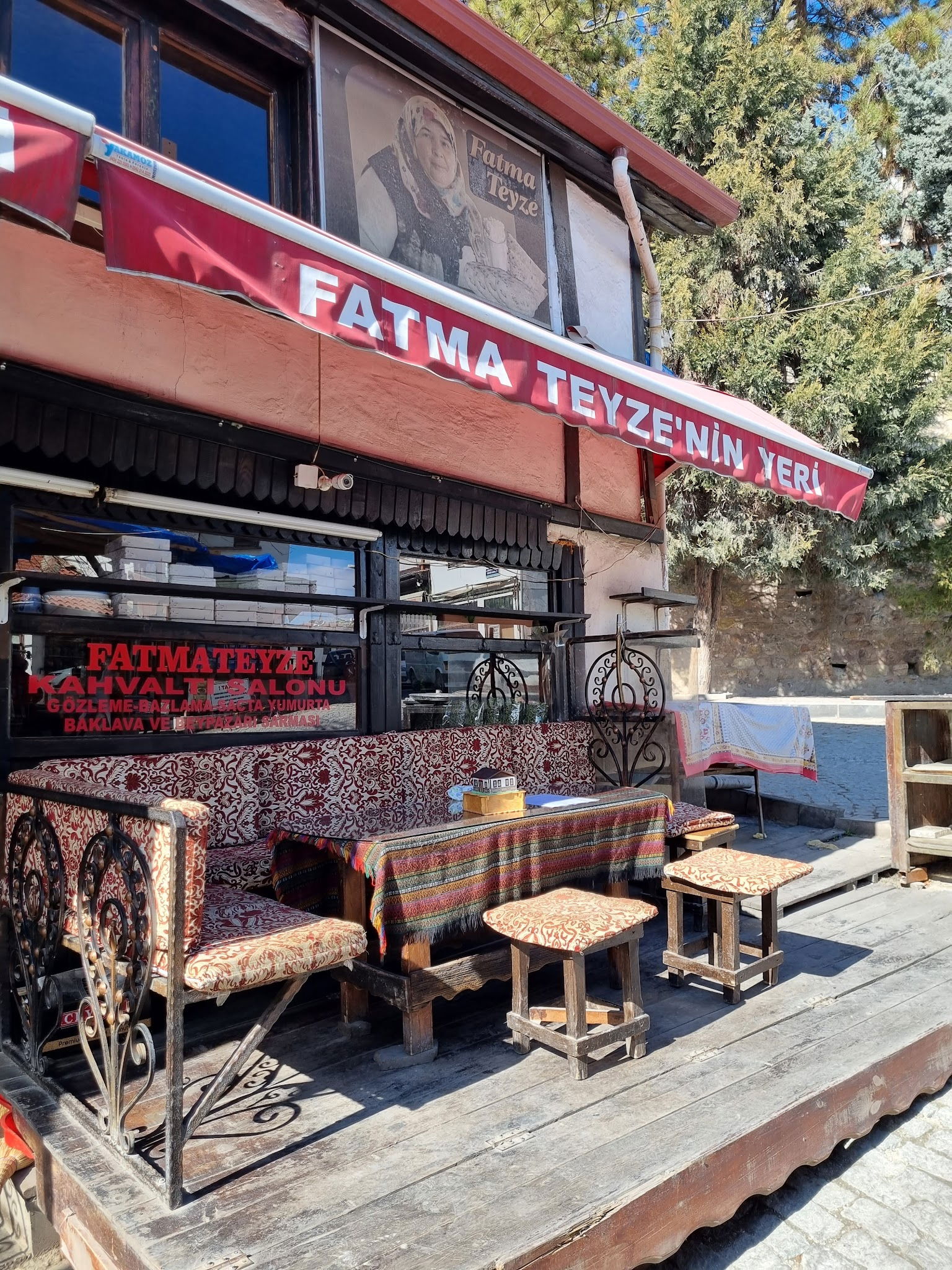 Fatma Teyzenin Yeri Gözleme