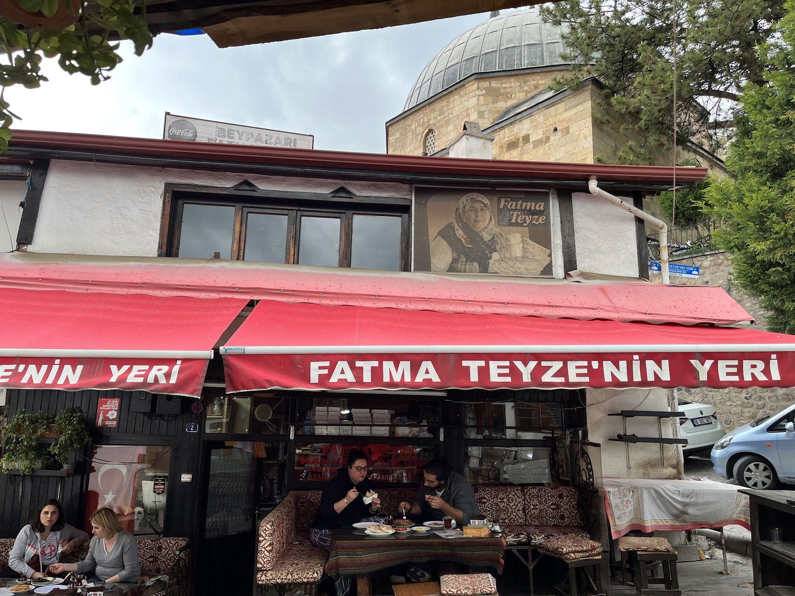 Fatma Teyzenin Yeri Gözleme