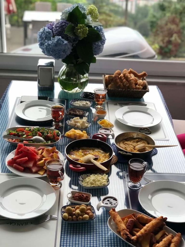 Morçi Cafe Restaurant