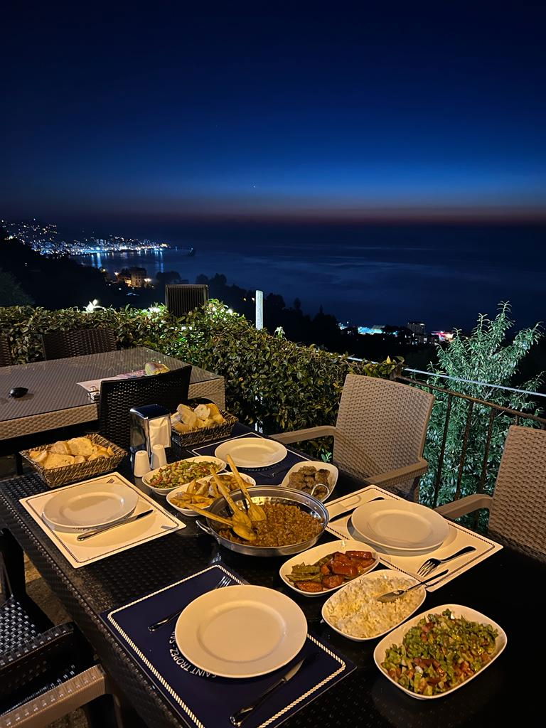 Morçi Cafe Restaurant