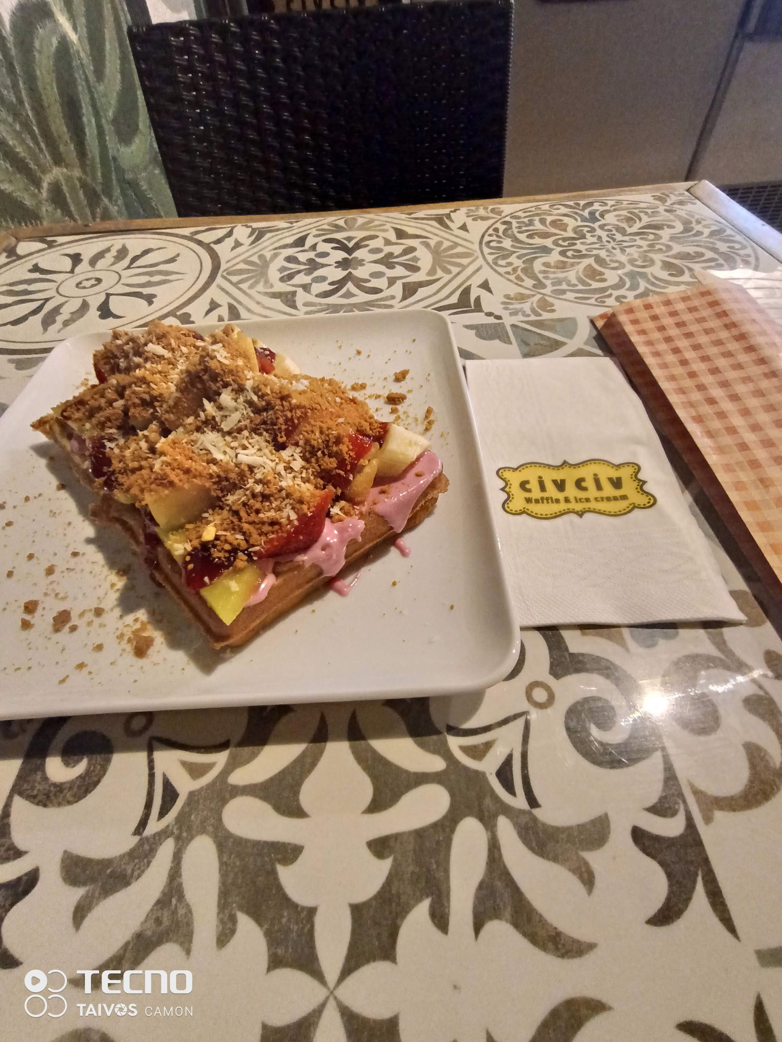 Civciv Waffle Dondurma | Marmaris Waffle | İCe Cream