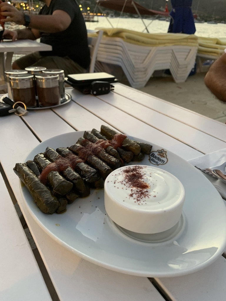 Badem Mantı