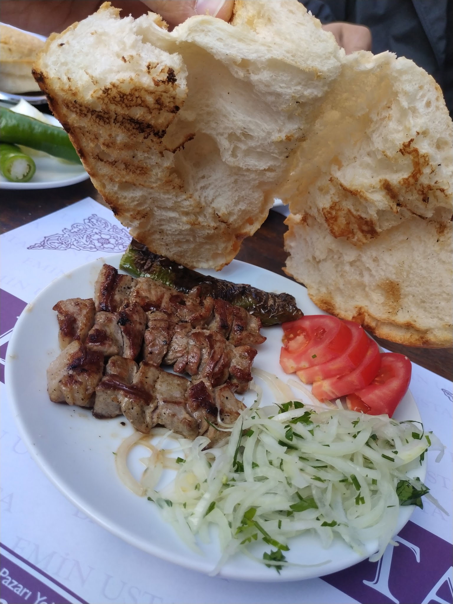 Kebapçi Emi̇n Usta