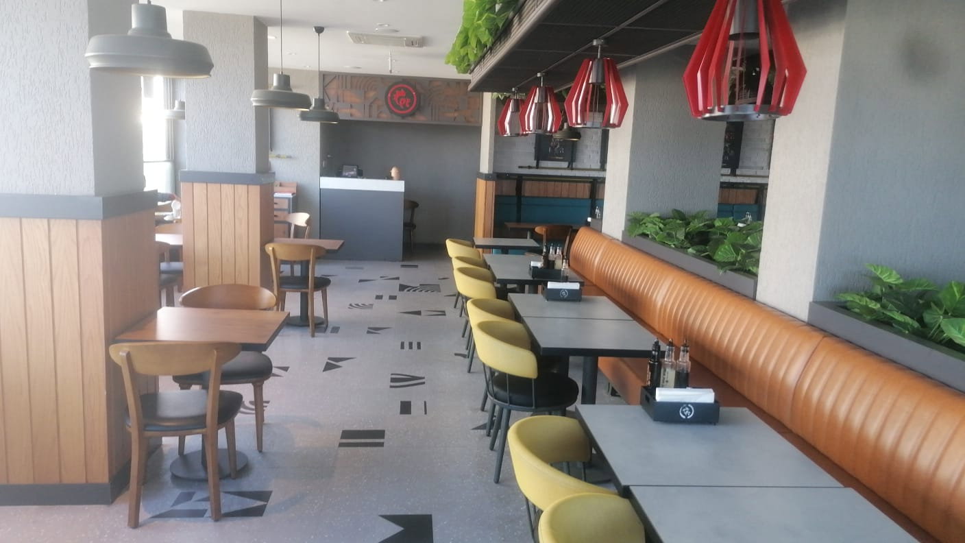 Tavuk Dünyası Karasu Cadde